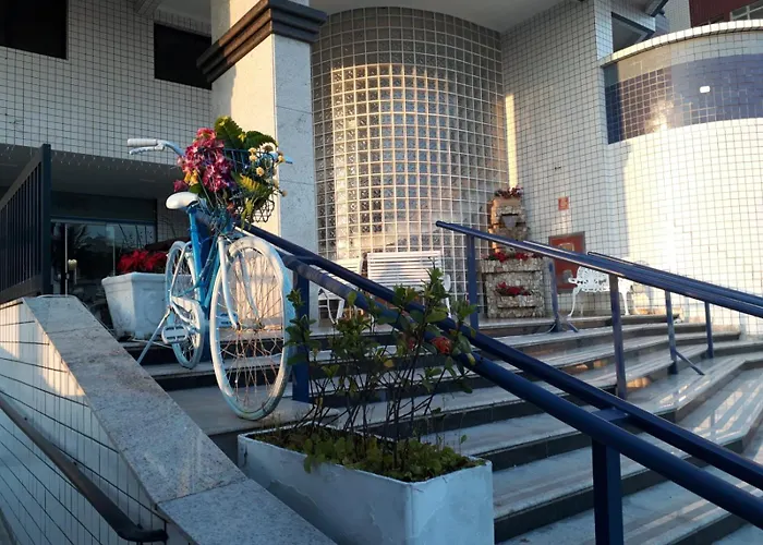 Apartamento Guilhermina - Ed Frente Ao Mar